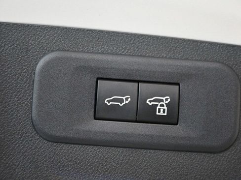 Used 2025 Lexus NX 250 FWD w/ Towing Package (2000 Lbs) image 75