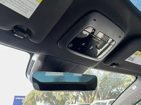 Used 2025 Volvo EX30 Ultra w/ Protection Package Premier image 24