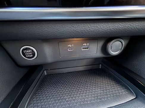 Used 2021 Nissan Rogue S image 24