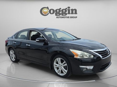 Used 2013 Nissan Altima 3.5 SL w/ Technology Pkg FWD image 7