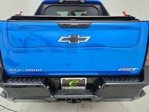 Used 2025 Chevrolet Silverado EV RST image 12