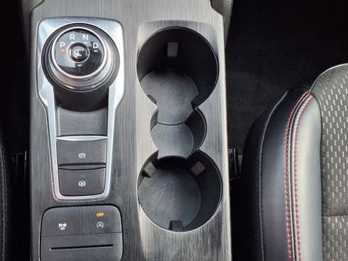 Used 2025 Ford Escape ST-Line image 30