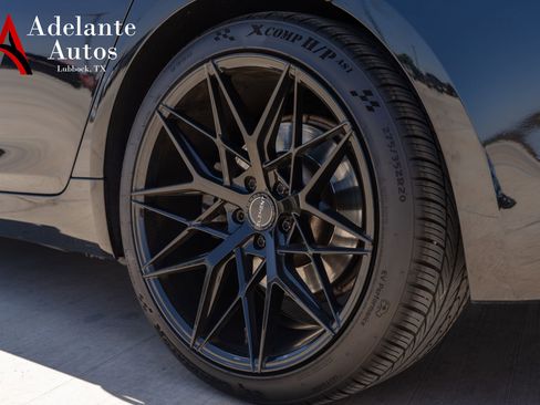 Used 2019 BMW 530e w/ Convenience Package RWD image 5