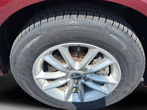 Used 2020 Dodge Grand Caravan SXT FWD image 33