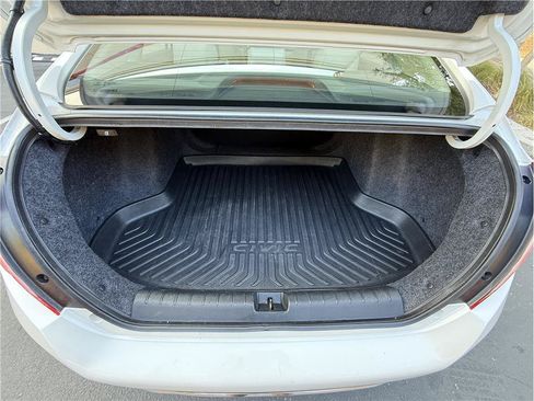 Used 2019 Honda Civic LX image 19