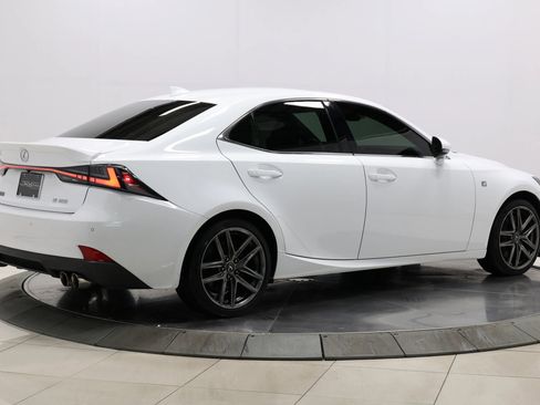 Used 2020 Lexus IS 300 F Sport image 4
