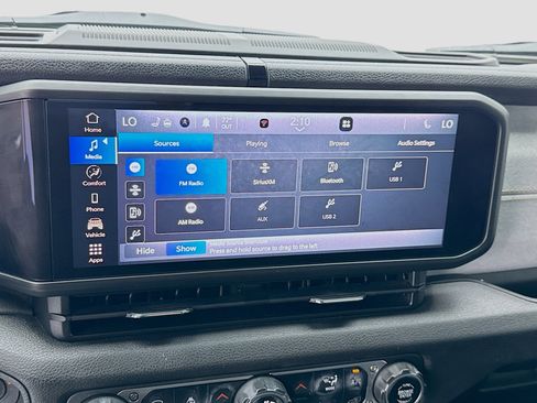 Used 2024 Jeep Wrangler Unlimited w/ Convenience Group AWD/4WD image 11