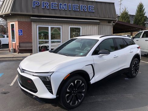 Used 2025 Chevrolet Blazer EV RS image 9