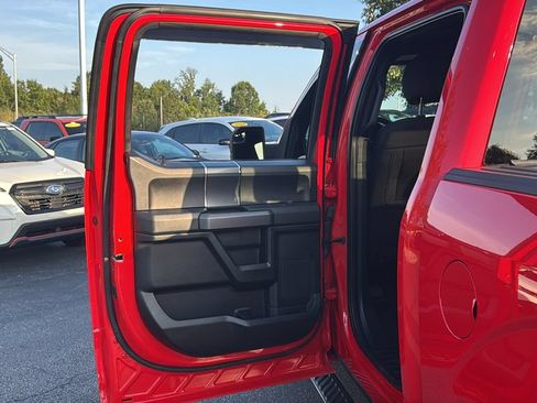 Used 2019 Ford F150 XLT w/ Equipment Group 302A Luxury AWD/4WD image 28