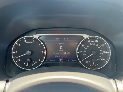 Used 2025 Nissan Altima 2.5 SV FWD image 19