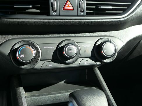 Used 2023 Kia Forte LXS image 50