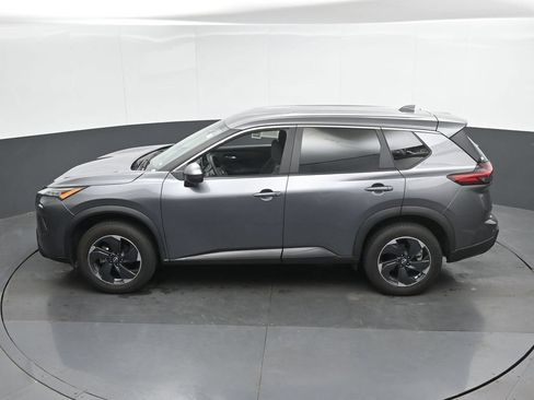 Used 2024 Nissan Rogue SV FWD image 37