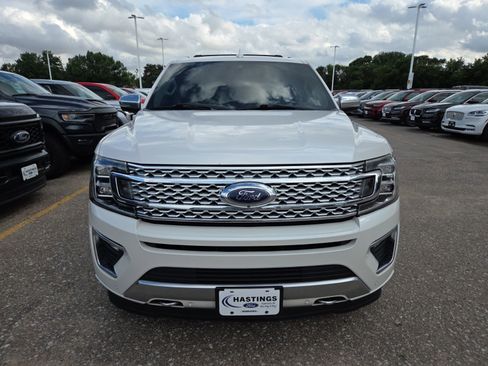 Used 2019 Ford Expedition Platinum AWD/4WD image 12