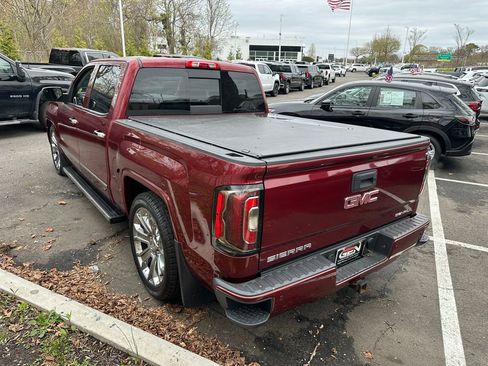 Used 2017 GMC Sierra 1500 Denali w/ Denali Ultimate Package AWD/4WD image 6