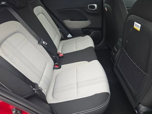 New 2026 Hyundai Venue SEL image 24