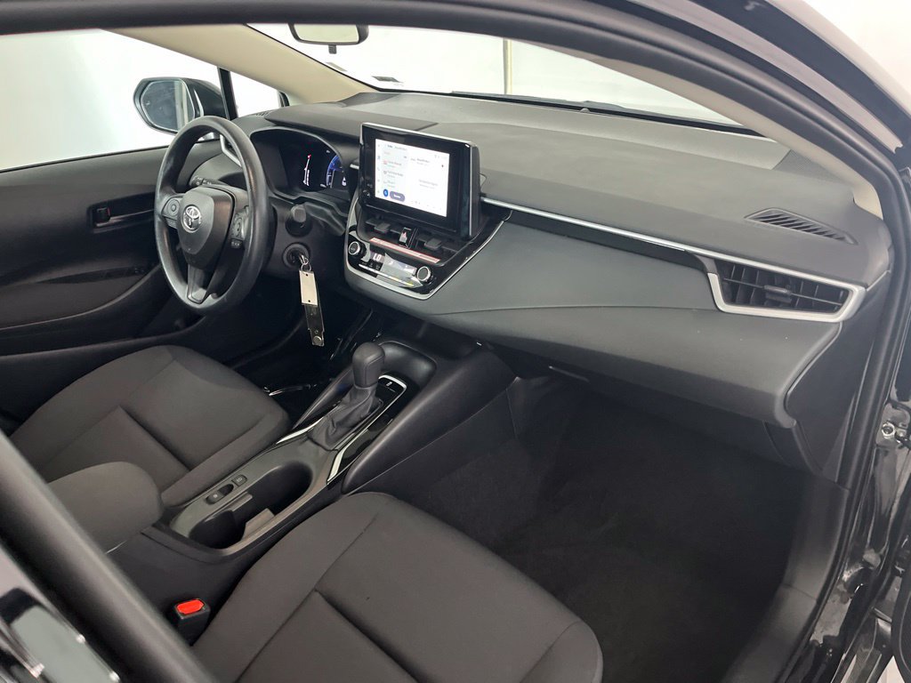 Used 2026 Toyota Corolla LE FWD image 21