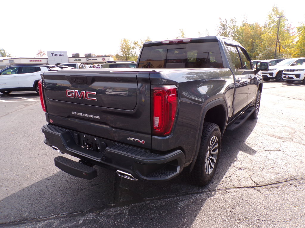 Used 2022 GMC Sierra 1500 AT4 w/ AT4 Premium Package AWD/4WD image 13