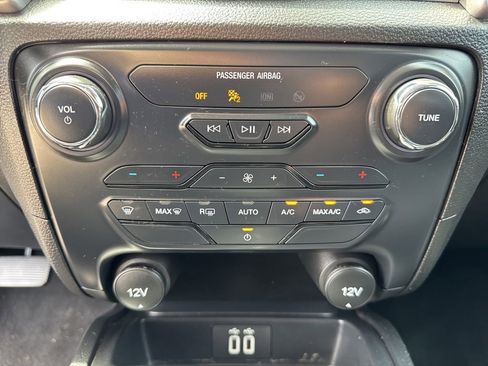Used 2022 Ford Ranger XLT w/ Equipment Group 301A Mid RWD image 36