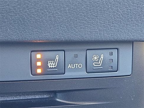 Certified 2020 Lexus ES 300h w/ Premium Package image 19