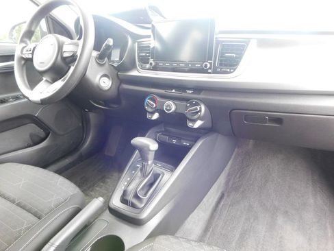 Used 2023 Kia Rio LX FWD image 17