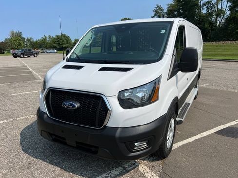 Used 2025 Ford Transit 250 Low Roof w/ Exterior Upgrade Package RWD image 4