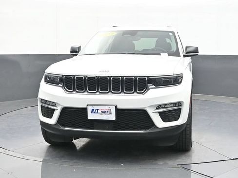 Used 2023 Jeep Grand Cherokee 4WD 4xe image 2