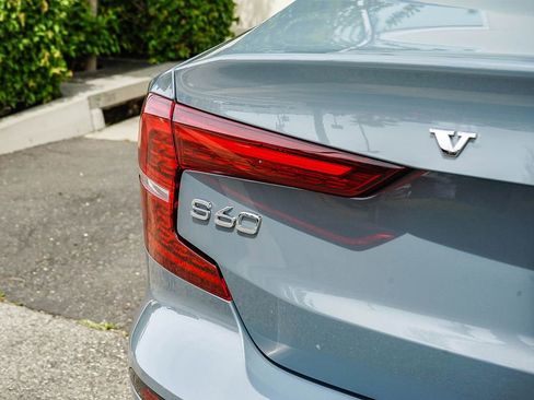 Used 2024 Volvo S60 B5 Plus AWD/4WD image 7