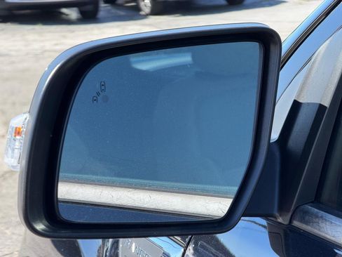 Used 2019 Ford Ranger Lariat w/ Technology Package image 12