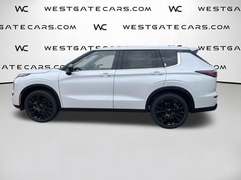 New 2026 Mitsubishi Outlander LE FWD image 5