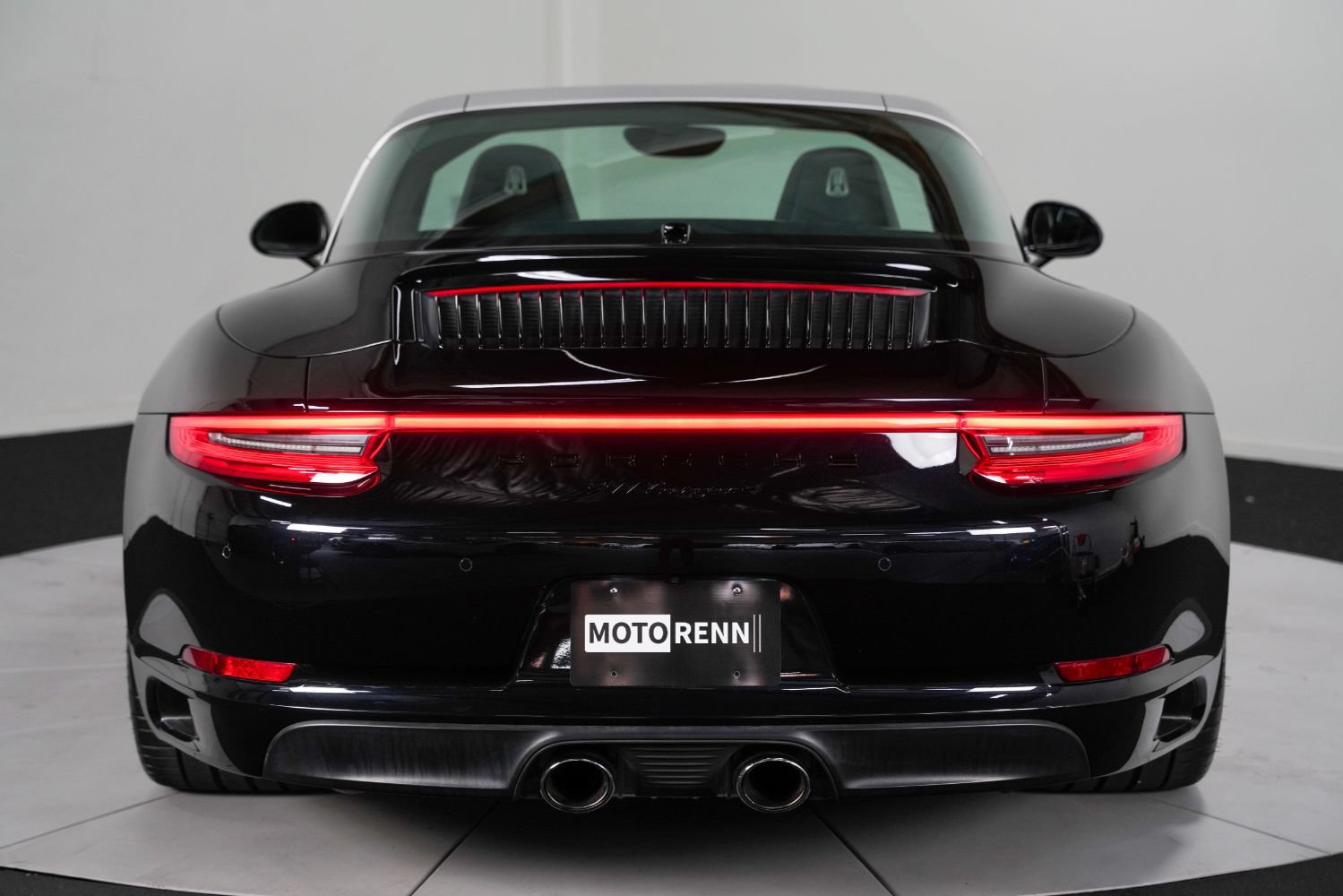 Used 2017 Porsche 911 Targa 4 AWD/4WD image 9
