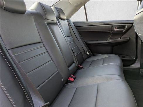 Used 2017 Toyota Camry XLE image 21