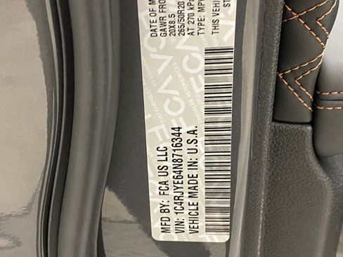 Used 2022 Jeep Grand Cherokee Summit image 21