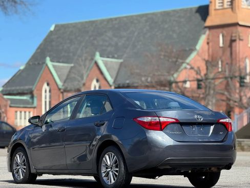 Used 2014 Toyota Corolla LE image 5