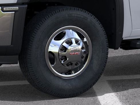 New 2026 GMC Sierra 3500 SLT w/ SLT Convenience Package AWD/4WD image 9