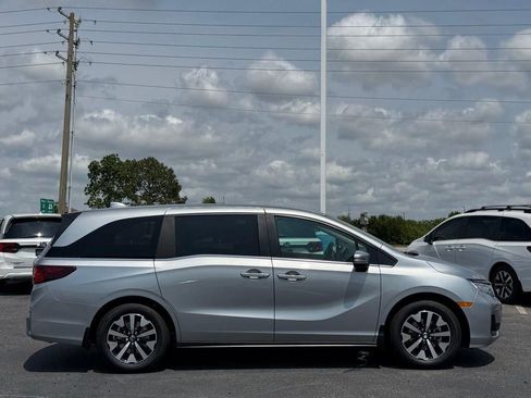 New 2026 Honda Odyssey EX-L image 5