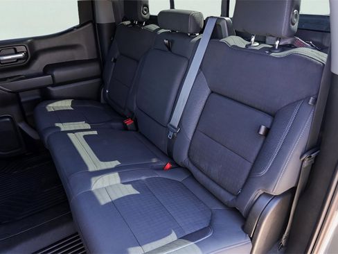 Used 2021 Chevrolet Silverado 1500 LT image 27