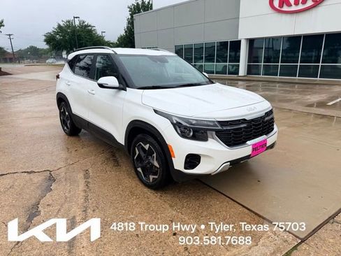 Certified 2024 Kia Seltos EX FWD image 1