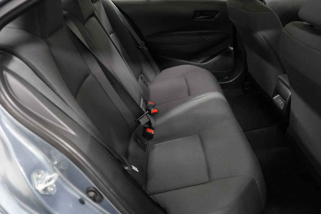Used 2025 Toyota Corolla LE FWD image 18