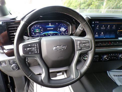 Used 2023 Chevrolet Silverado 1500 RST AWD/4WD image 12