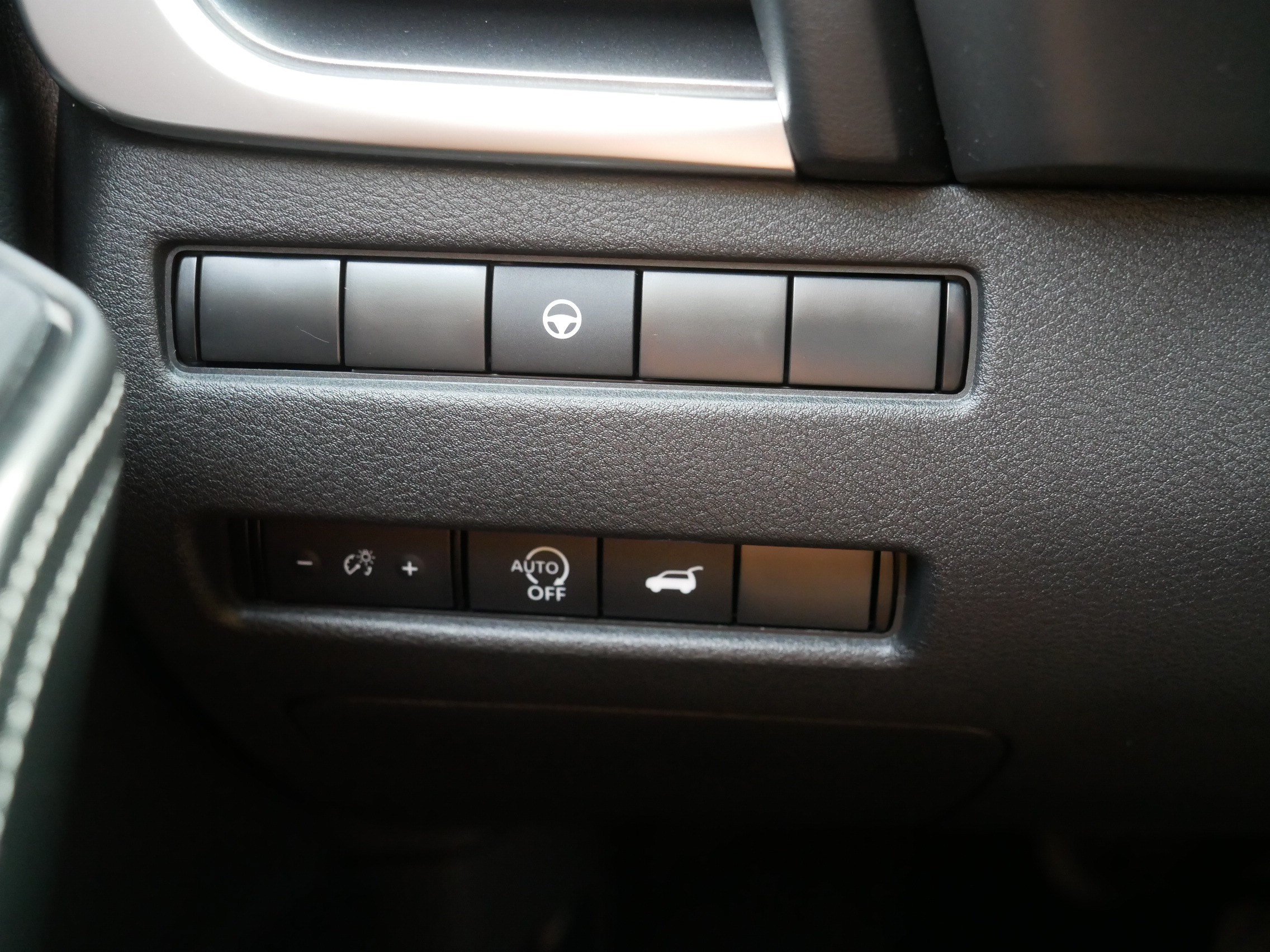 Certified 2023 Nissan Rogue SV w/ SV Premium B Package AWD/4WD image 26