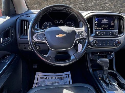 Used 2019 Chevrolet Colorado Z71 AWD/4WD image 5