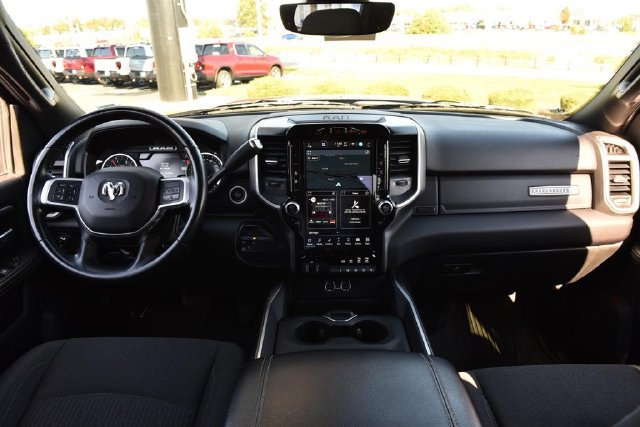 Used 2022 RAM 2500 Big Horn w/ Level C Equiment Group AWD/4WD image 8