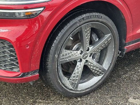 Used 2023 Genesis GV70 2.5T w/ Sport Prestige Package image 5