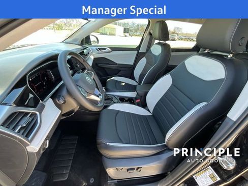 New 2025 Volkswagen Taos SEL image 27