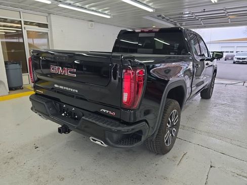 New 2026 GMC Sierra 1500 AT4 w/ Technology Package image 5