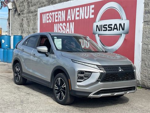 Used 2024 Mitsubishi Eclipse Cross SE image 1