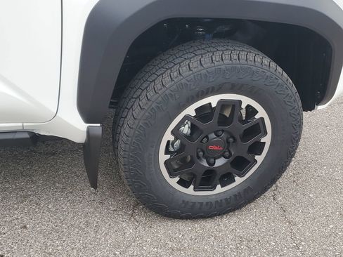 New 2026 Toyota Tacoma TRD Off-Road AWD/4WD image 6