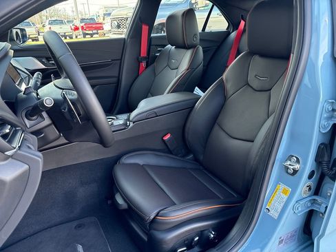 New 2026 Cadillac CT4 V image 14