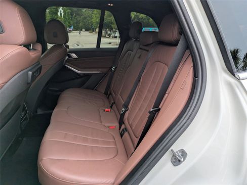 Used 2020 BMW X5 sDrive40i w/ Premium Package RWD image 16