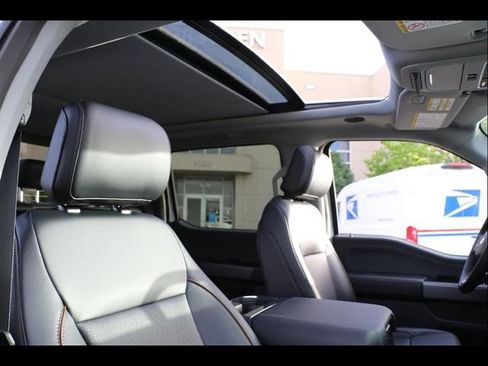 New 2025 Ford F250 Lariat w/ Lariat Ultimate Package image 12